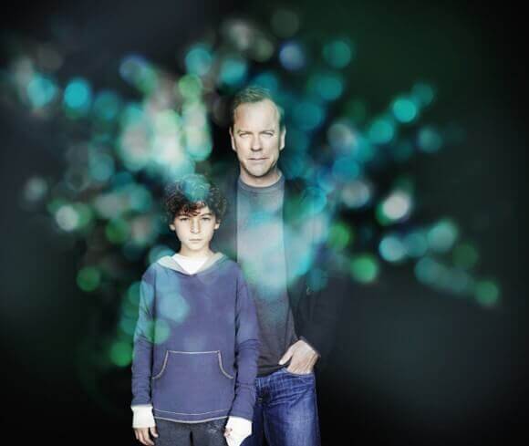 Kiefer Sutherland and David Mazouz star in Touch