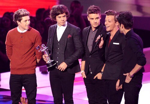 One Direction at the 2012 VMA
