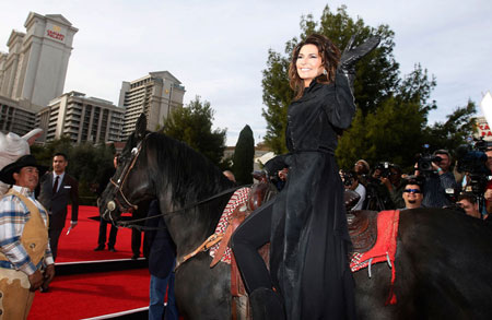 Shania Twain arrives on horseback