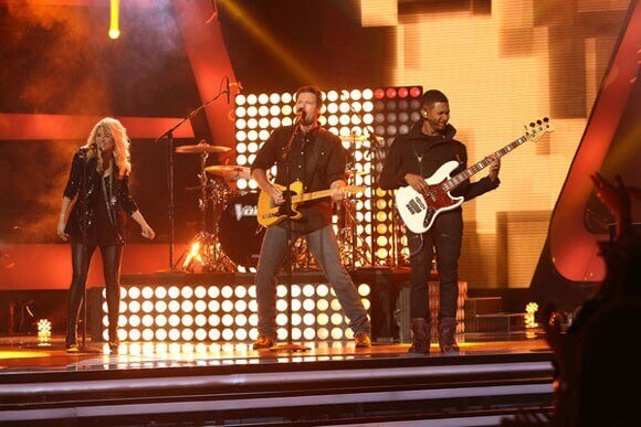 Shakira, Blake Shelton, and Usher on The Voice Sing Come Together