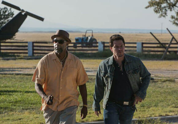 Denzel Washington and Mark Wahlberg in '2 Guns'