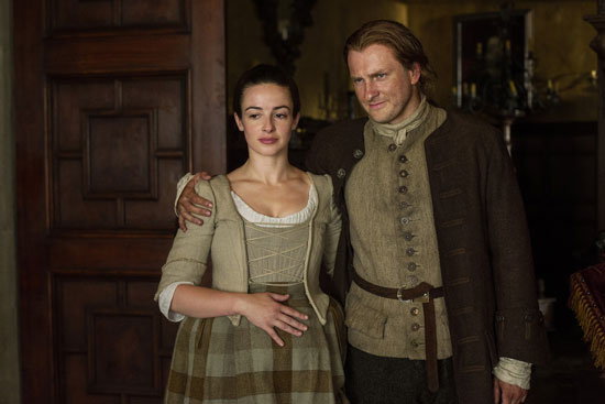 Laura Donnelly and Steven Cree in Outlander