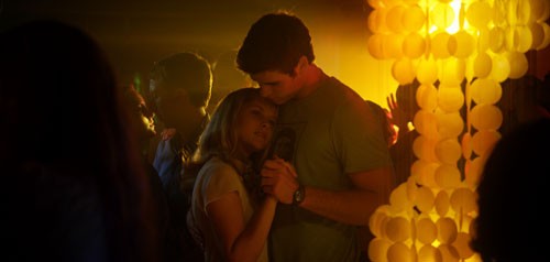 Teresa Palmer and Liam Hemsworth in Love and Honor
