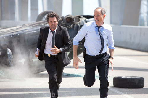 Mark Ruffalo and Michael Kelly in 'Now You See Me' 