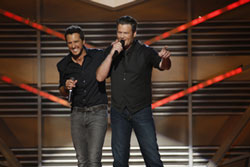 Luke Bryan and Blake Shelton to Co-Host 2014 Academy of Country Music Awards