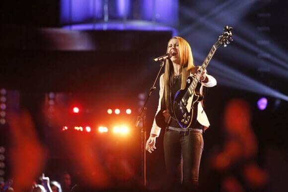 Bria Kelly performs Wild Horses on 'The Voice'