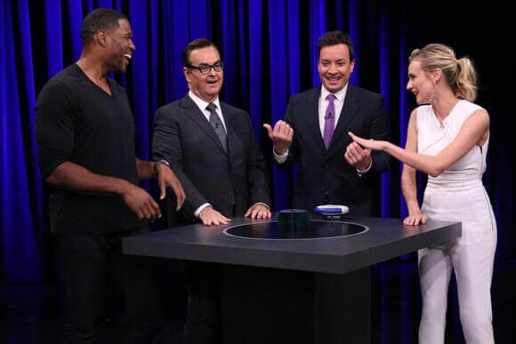 Diane Kruger and Michael Strahan Play Catchphrase