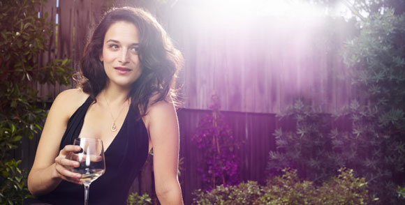 Jenny Slate and Ari Graynor Star in Road Trip Comedy Pilot