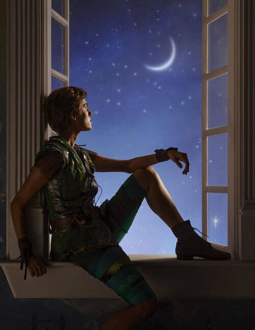 New Photo of Allison Williams as Peter Pan
