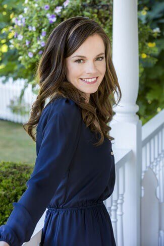 Rachel Boston Interview on A Gift of Miracles