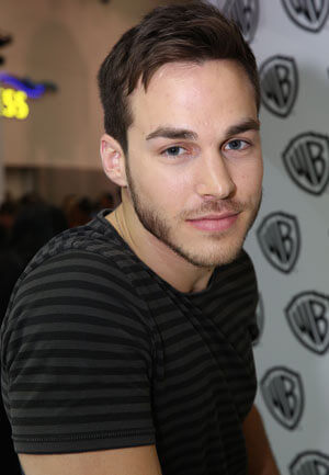 Chris Wood Interview - Containment and The Vampire Diaries