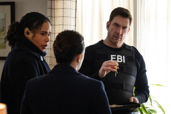 Roxy Sternberg, Keisha Castle-Hughes and Dylan McDermott